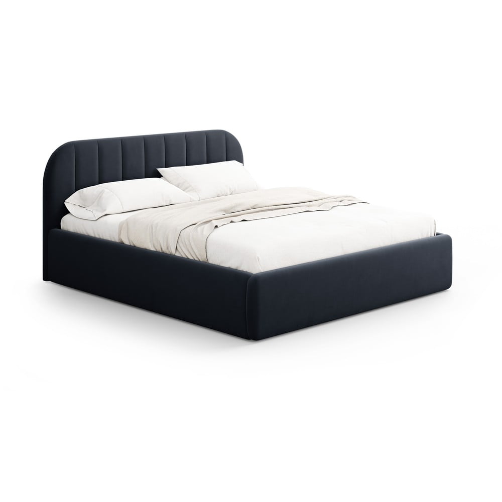 Sötétkék kárpitozott ágyneműtartós franciaágy ágyráccsal 160x200 cm Juno – Windsor & Co Sofas