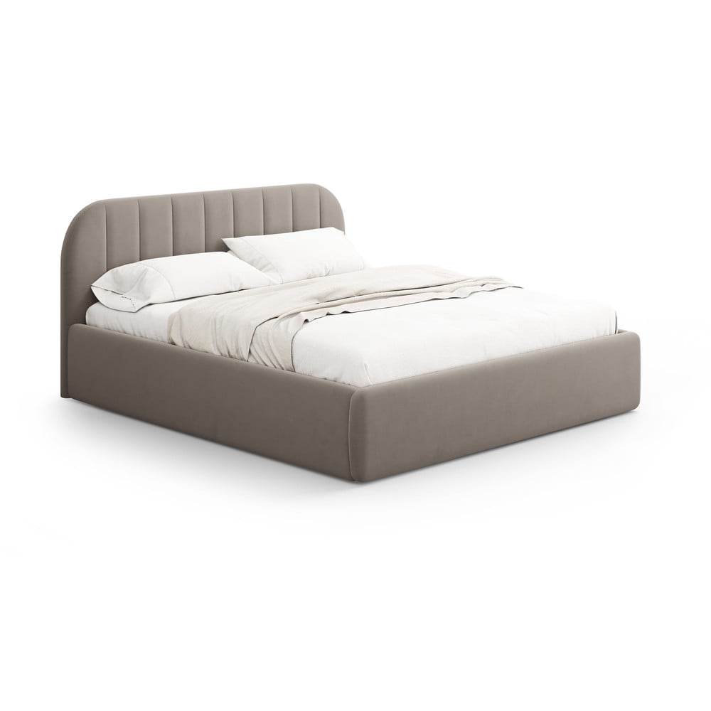 Világosbarna kárpitozott ágyneműtartós franciaágy ágyráccsal 180x200 cm Juno – Windsor & Co Sofas